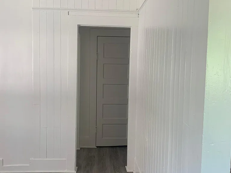 533 E Lomita Ave — Photo 3