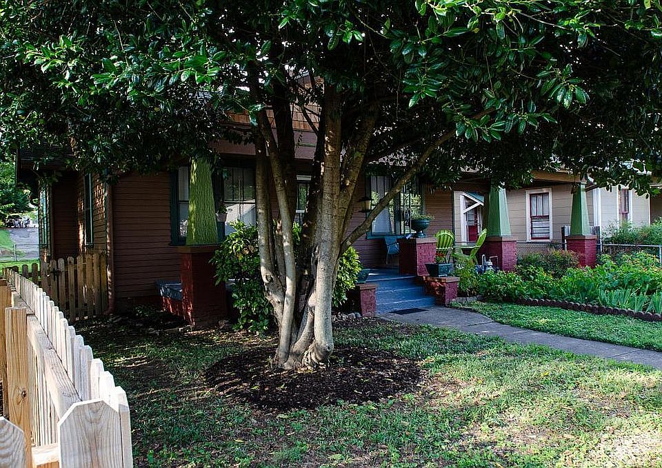 2nd image of 1903 Jefferson Ave