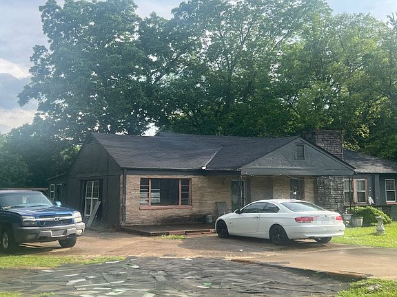 3rd image of 3535 29th St