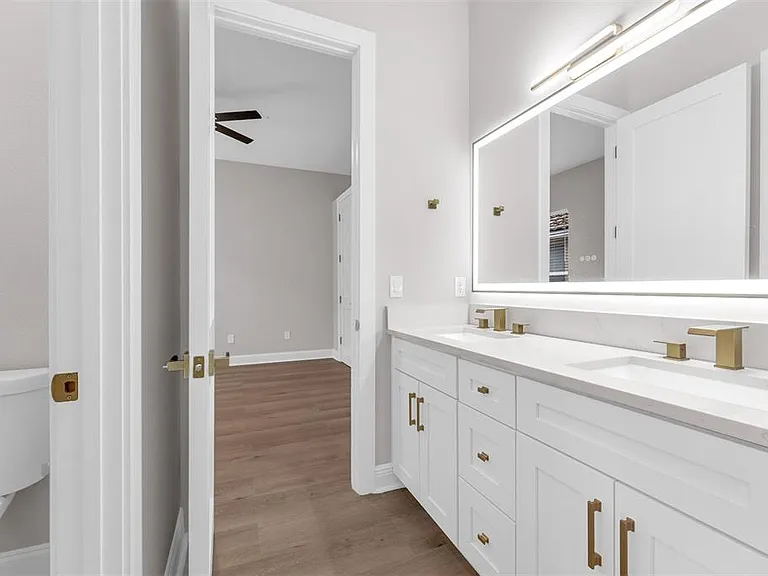 14631 Heathermere Ln — Photo 32