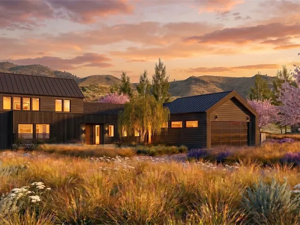 20 Mica Lane, Orondo, WA 98843