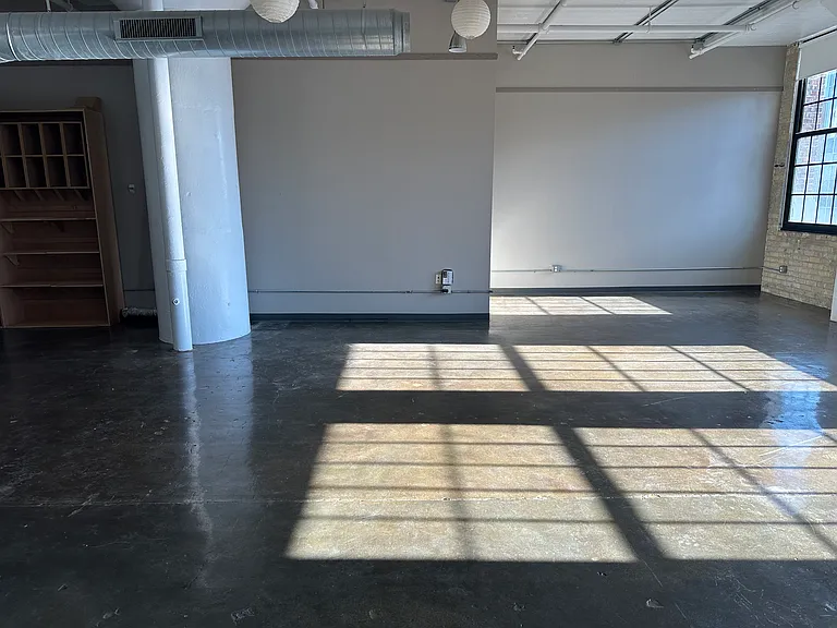 500 Robert St — Photo 15