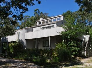 58 Stuyvesant Dr, Montauk, NY 11954