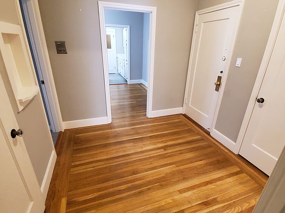 5th image of 2908 California St APT 3