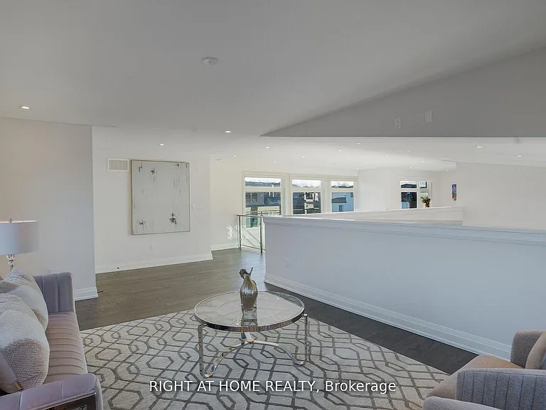 101 Sladden Ct — Photo 30