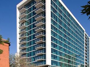 3738 N Halsted St #415, Chicago, IL 60613