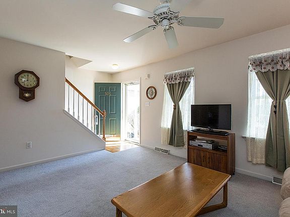3rd image of 526 Wood Duck Dr