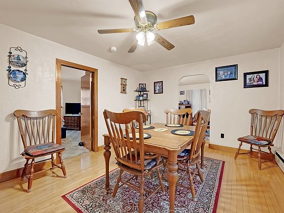 5th image of 54 Airport Rd