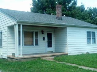 46 N Harrison St, Bloomfield, IN 47424