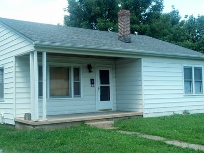 46 N Harrison St, Bloomfield, IN, 47424