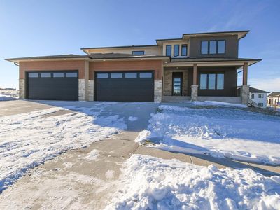 2501 S Meadowview Ave, Sioux Falls, SD, 57110