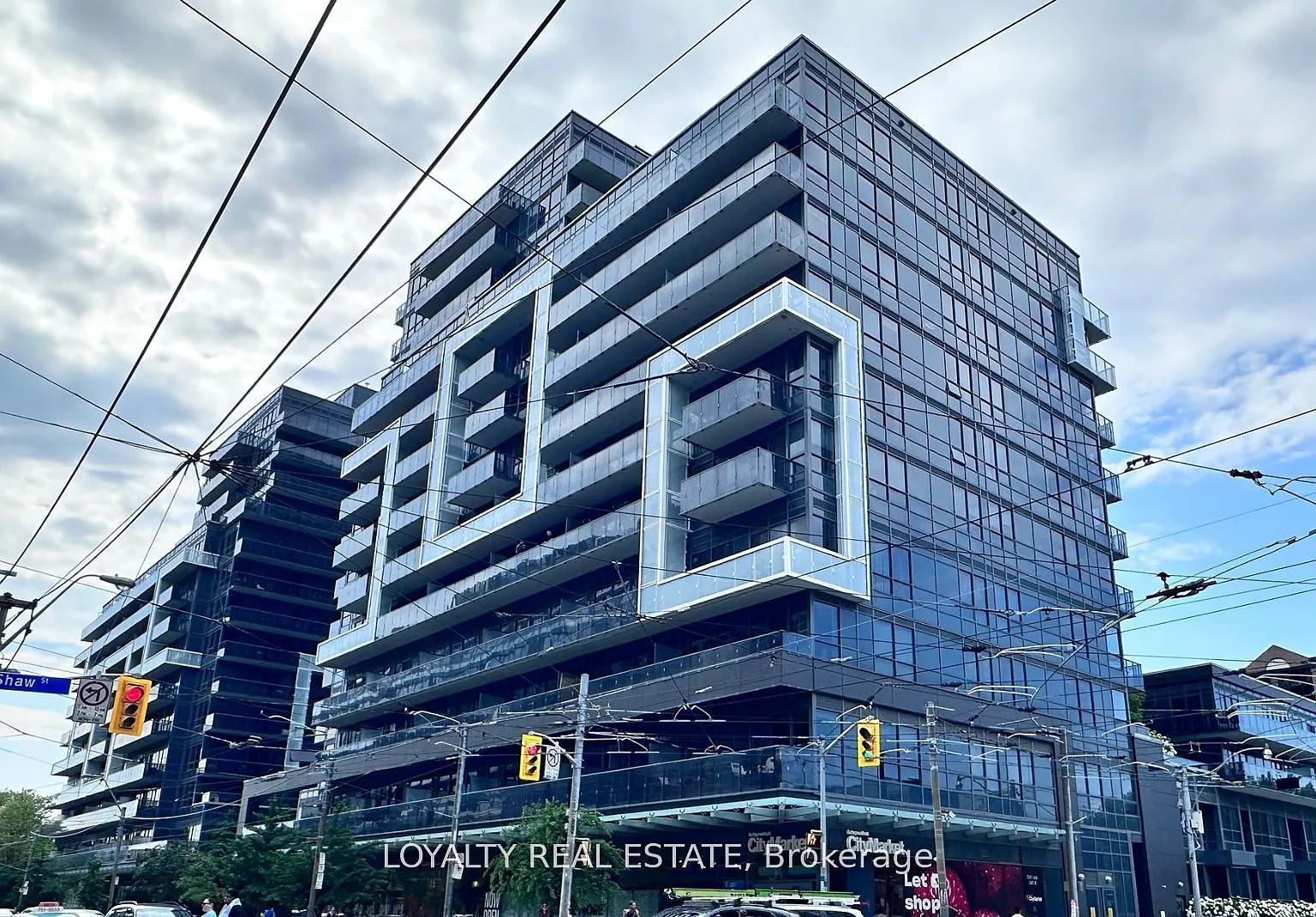 1 bed, $2,300 — Photo 2