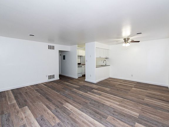 4th image of 2839-2857 Cypress Way #9