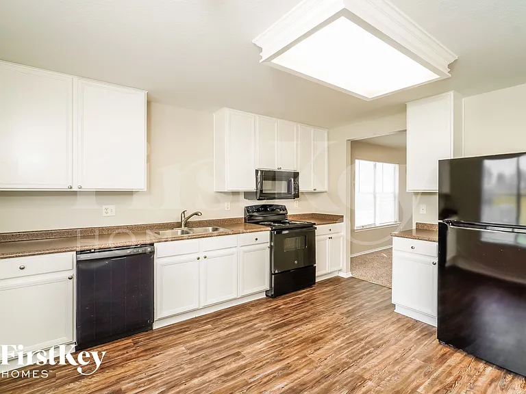 6026 Ironmill Crk — Photo 7