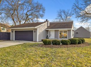 2913 Blair Dr, Champaign, IL 61821