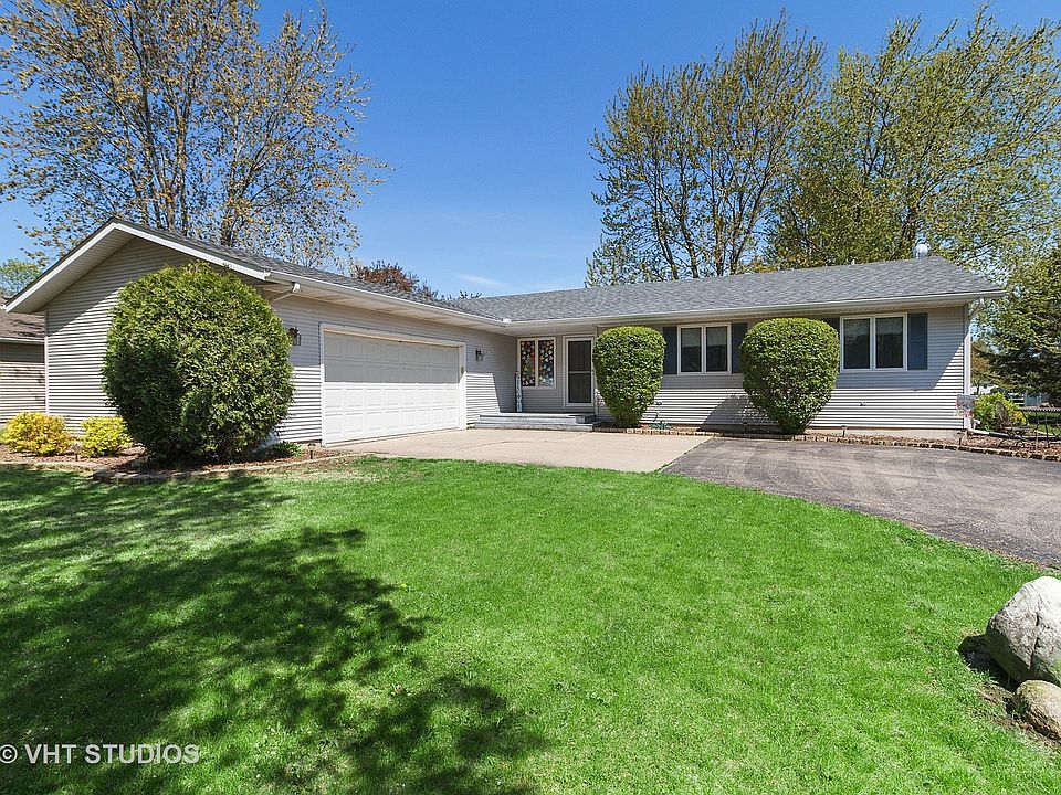 1st image of 20 Laurel Ln