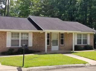 903 Pearl St, Jasper, TX 75951