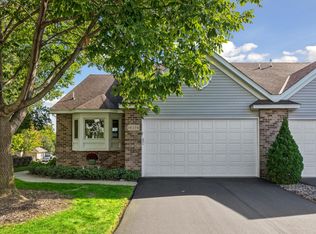 14374 Peninsula Point Dr, Savage, MN 55378