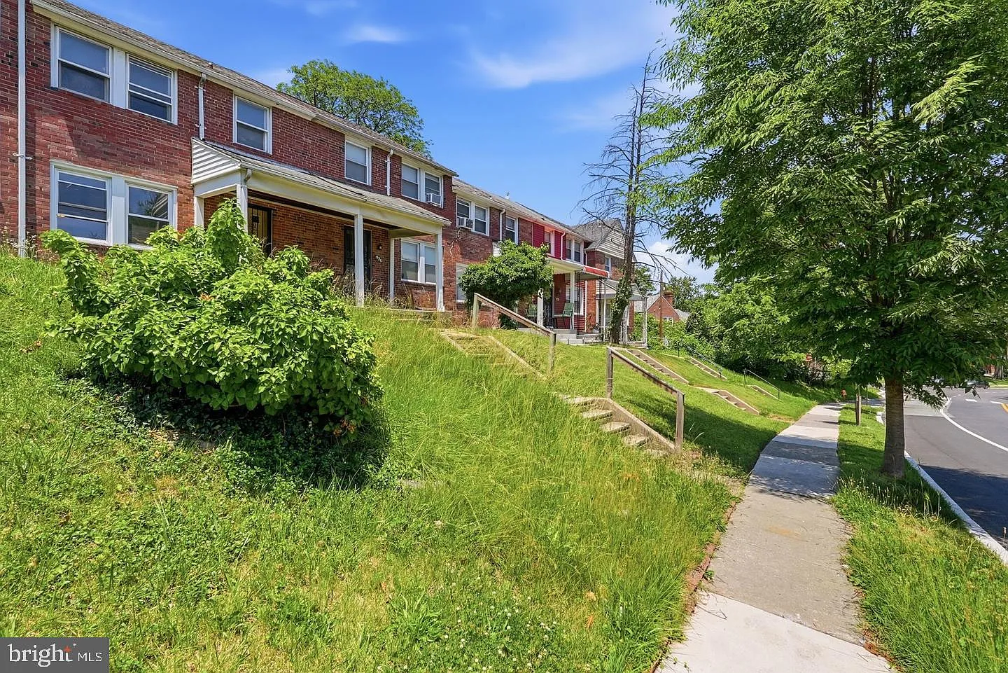 3 bed, 1.0 bath, 1260 sqft, $1,650 — Photo 4