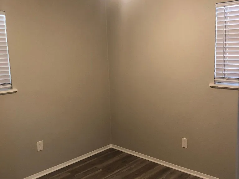 5048 Inwood Dr — Photo 16