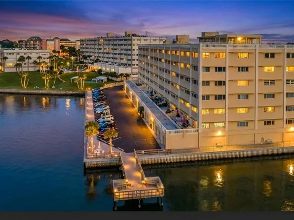 100 Bluff View Dr APT 511C, Belleair Bluffs, FL 33770