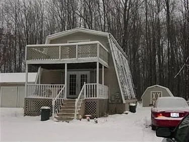 8473 Huntley Dr SE photo 1