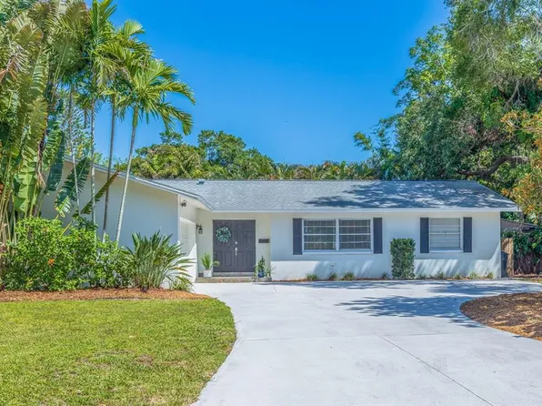 1200 Serpentine Dr S, Saint Petersburg, FL 33705