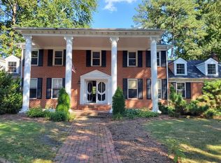 2901 Prince Of Wales Dr, Chesapeake, VA 23321