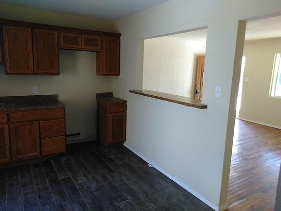 4th image of 7605 Taxco Dr