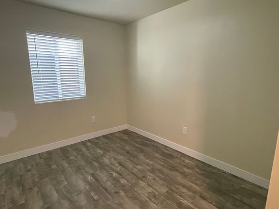 5th image of 1417 Shoshone St #1-3