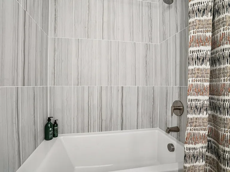 Arden Pines Luxury Apartments — Photo 70