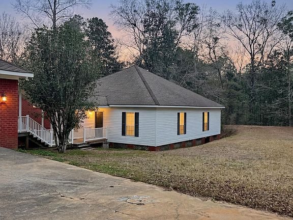 4th image of 8008 Patricks Landing Rd