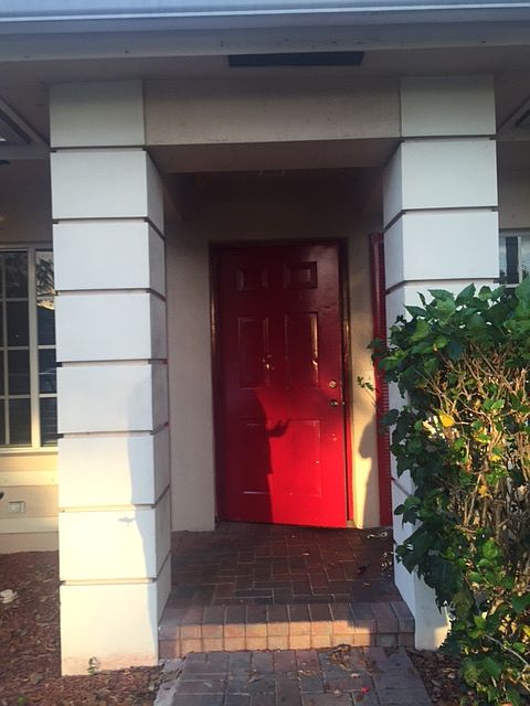 1st image of 400 NW 17th Ave