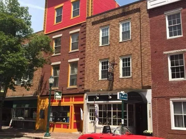 263 Water Street, Gardiner, ME 04345