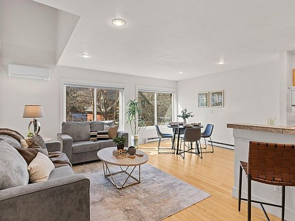 3rd image of 827 Maxwell Ave #E