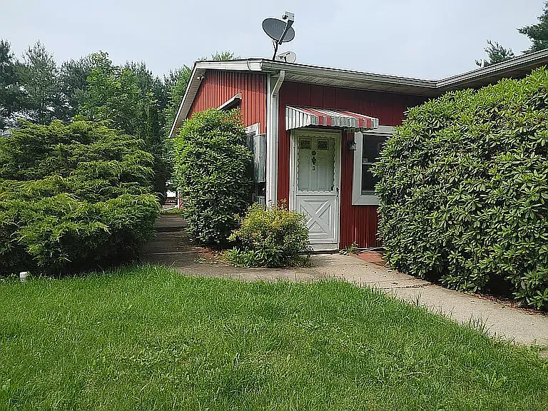 2 165 Old Stage Coach Rd — Photo 1