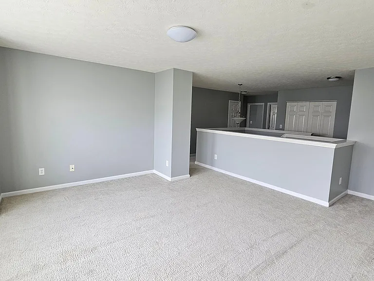 2517 Middle View Dr — Photo 16