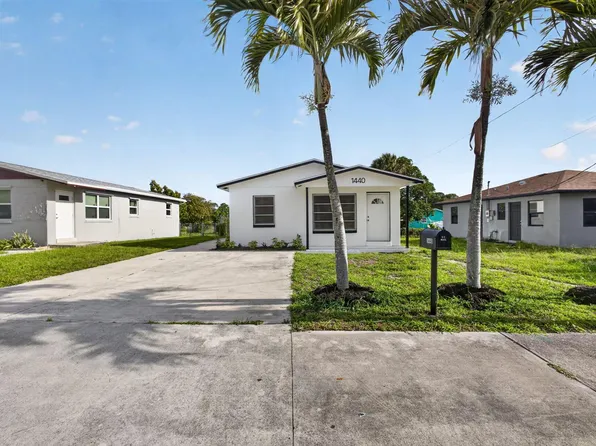 Evans St, West Palm Beach, FL 33404