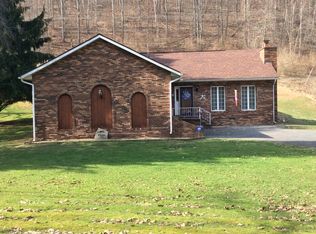 765 Grassy Run Rd, Fairmont, WV 26554