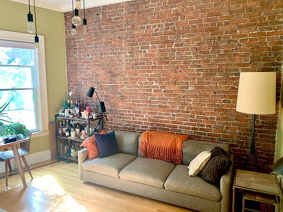 2nd image of 353 Prospect St #1