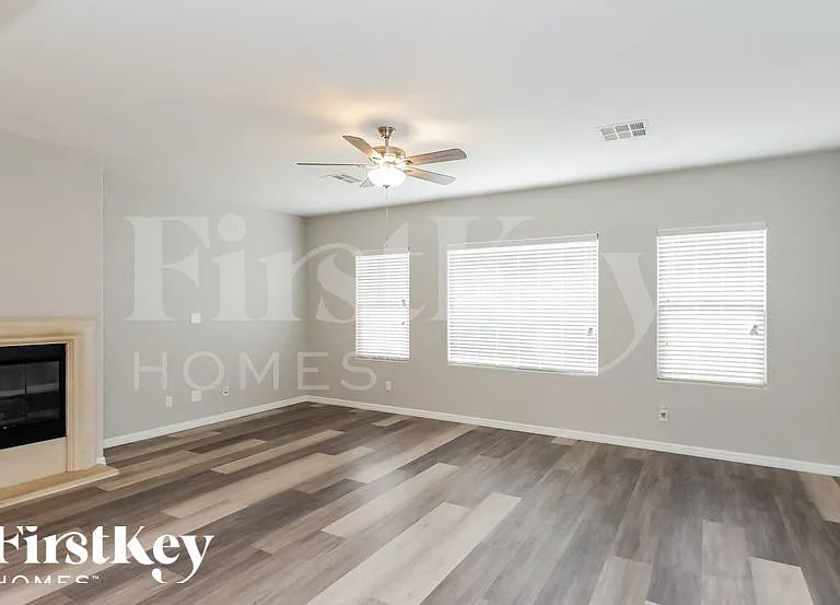 5595 Criollo Dr — Photo 6