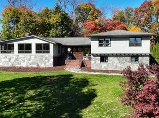 23 Halco Dr, Paramus Boro, NJ 07652