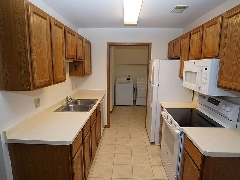 254 Strangeway Ave — Photo 2