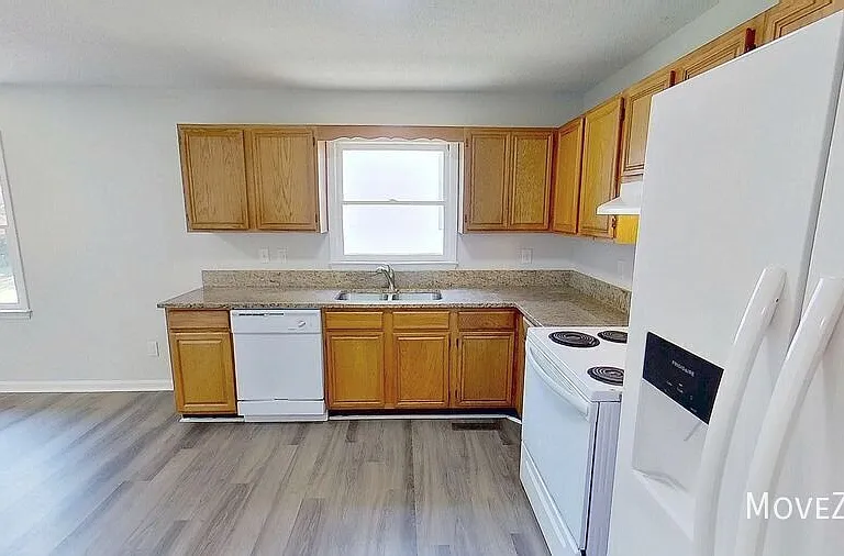 4006 Coltrain Rd #A — Photo 25