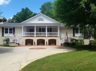 776 Holly Dr, Gainesville, GA 30501