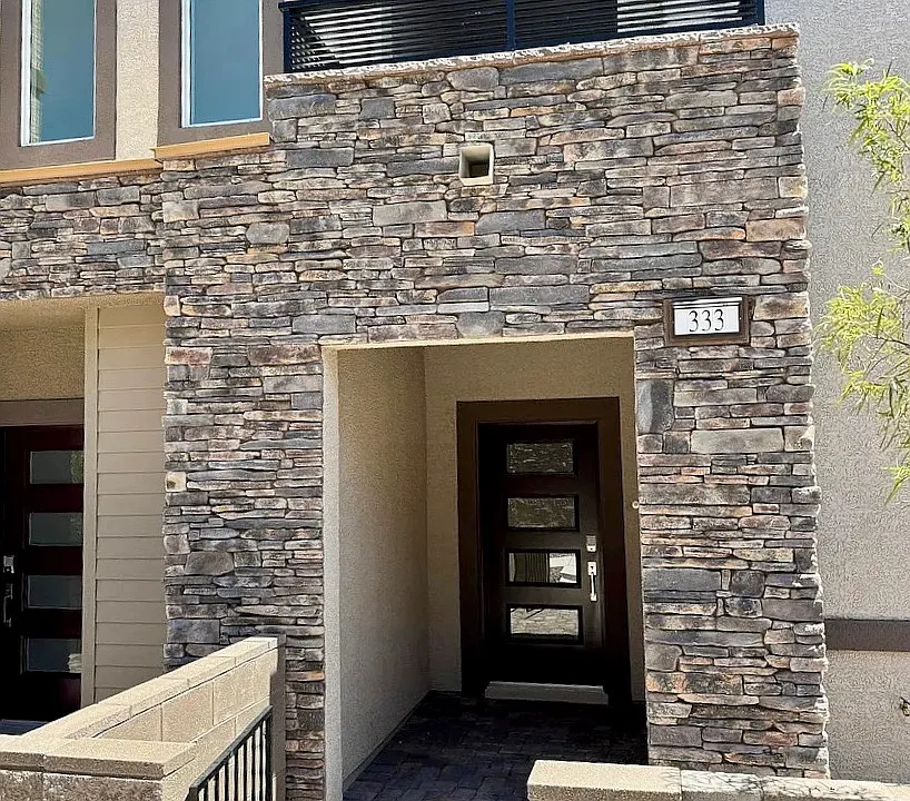333 Laurel Peak Dr