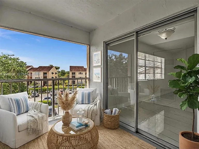 15325 SW 106th Ter #636 — Photo 24