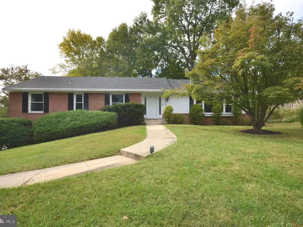 3914 Saint Johns Ln, Ellicott City, MD 21042