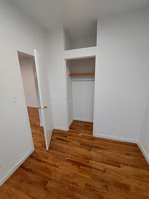 Rented by REAL New York | media 16