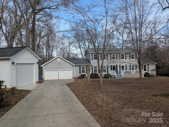 2490 Westminster Dr, Rock Hill, SC 29732